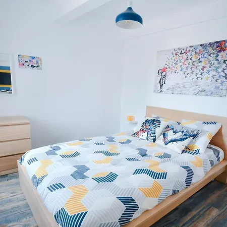 Le Banksy Apartment