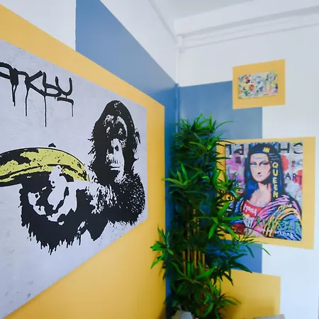 Le Banksy * Ла-Сейн-сюр-Мер